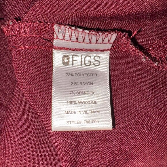 FIGS Women’s Scrub Top Size M Burgundy Dark Red Short Sleeve Medical - Picture 8 of 8